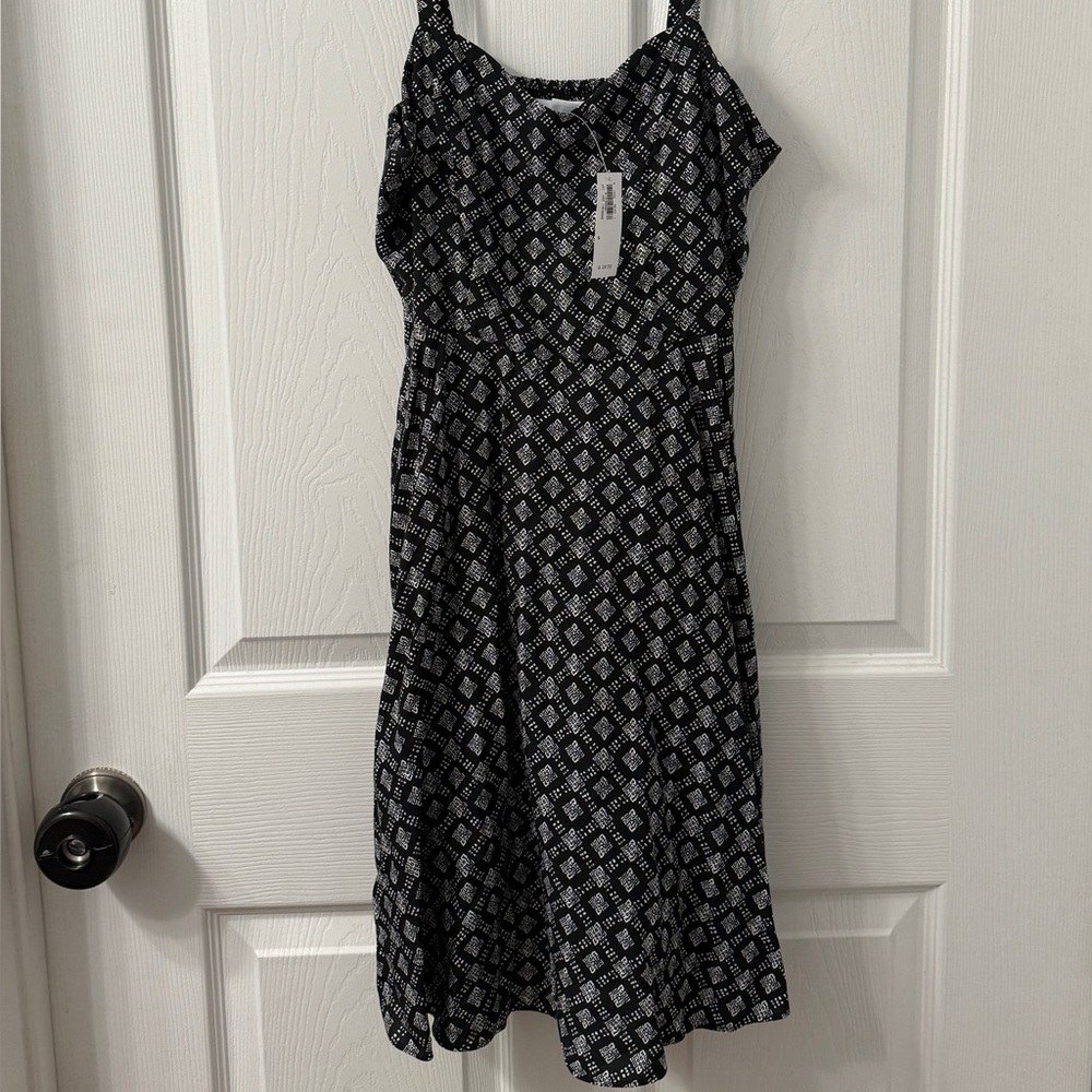 Black and White Patterned Women's Dress